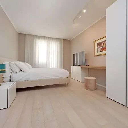 Vaticano Luxury Apartment